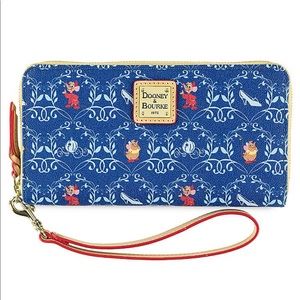 ✨Cinderella Dooney and Bourke Wallet✨